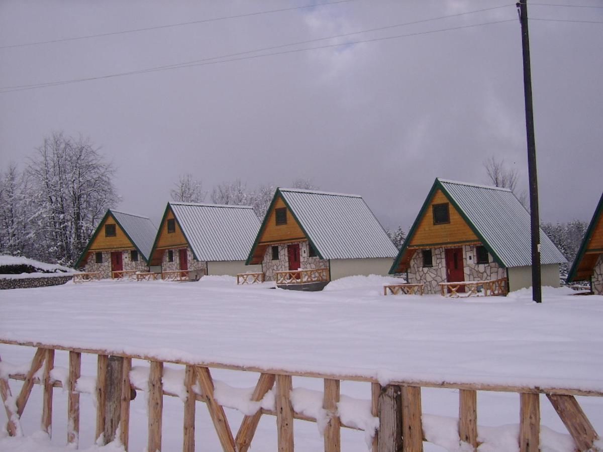 Лоджи Durmitor Bungalows Жабляк-31