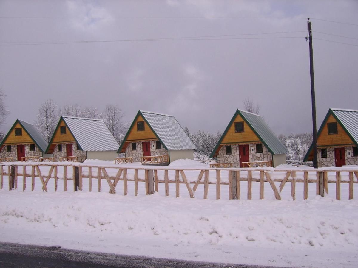 Лоджи Durmitor Bungalows Жабляк-41