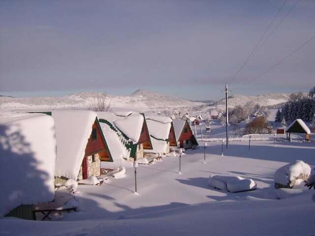 Лоджи Durmitor Bungalows Жабляк-28