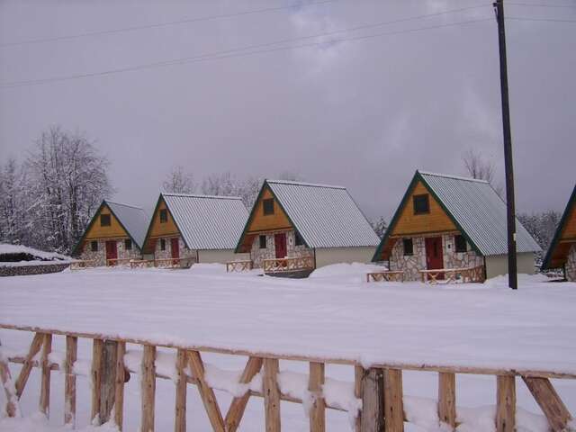 Лоджи Durmitor Bungalows Жабляк-30