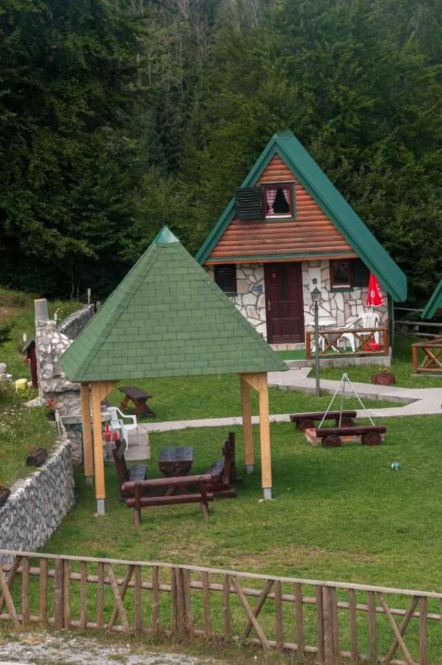 Лоджи Durmitor Bungalows Жабляк-34