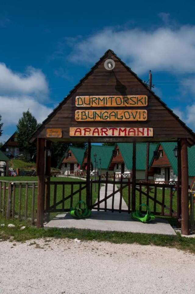 Лоджи Durmitor Bungalows Жабляк-45